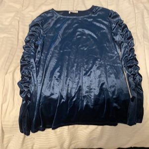 Womens Suzy Shier blue long sleeve size medium